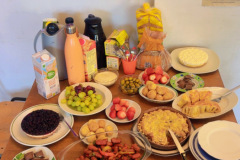 CjYKMlNuYXBjaGF0LzEzLjg1LjAuNTMgKGlQaG9uZTE4LDM7IGlPUyAyNi4zLjE7IGd6aXApIAI=