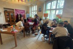 CjYKMlNuYXBjaGF0LzEzLjg1LjAuNTMgKGlQaG9uZTE4LDM7IGlPUyAyNi4zLjE7IGd6aXApIAI=